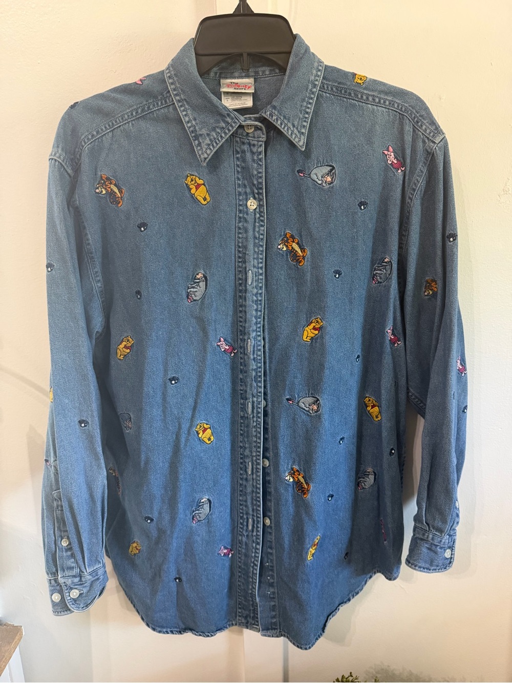 Vintage 90’s Disney Winnie the Pooh lightweight button up- LRG
